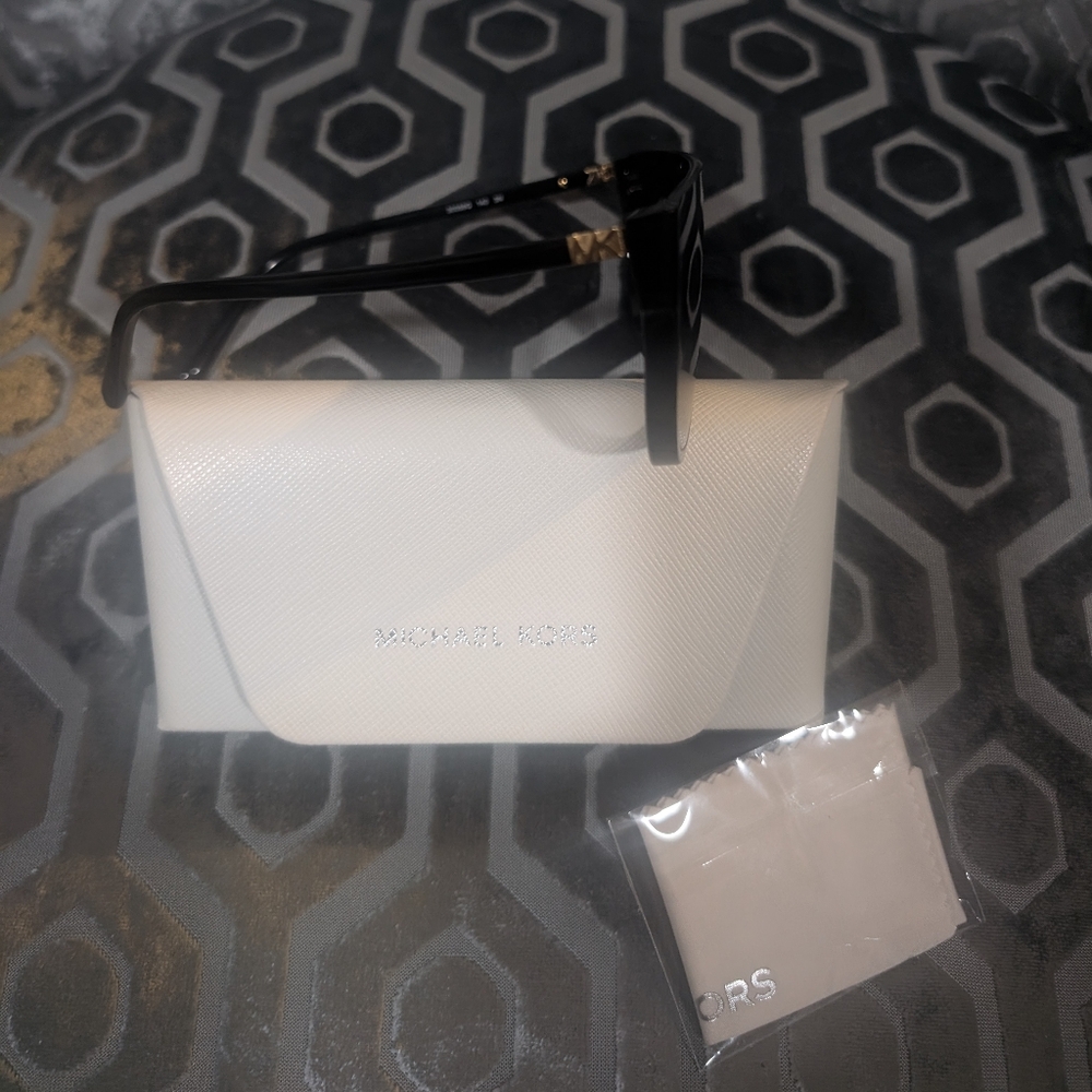 Michael Kors Aspen Black Sunglasses - Picture 2 of 5